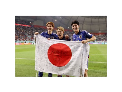 이타쿠라와 도미야스 일본 축구에 활력 불어넣는다