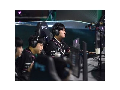 디플러스 기아 라이즈 그룹 1위 확정