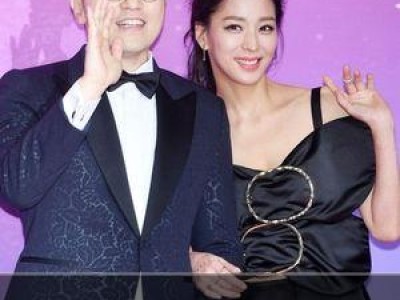 한고은 부부 청담동 거실에서 고기구워 술 마시는 근황