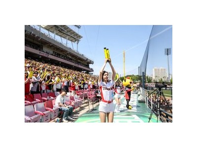 5.18 광주 야구장에 응원가가 울려 퍼져