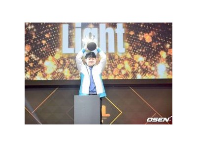 20년 전과 같은 승부욕 보여준 테란의 아이콘