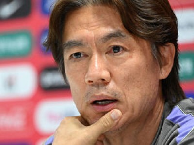국회의원 손흥민 황희찬을 참고인으로 채택해 논란