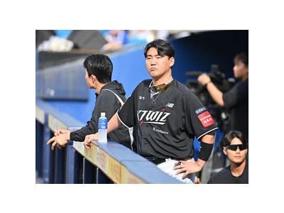 장성우 허리 부상으로 2경기 연속 결장 KT 팬들 걱정