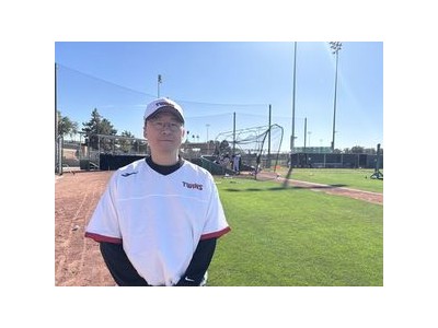 LG 캠프에 팀 닥터 방문 선수들 건강 관리 강화