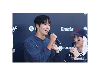 롯데 LG 발목 붙잡으며 승리에 성공